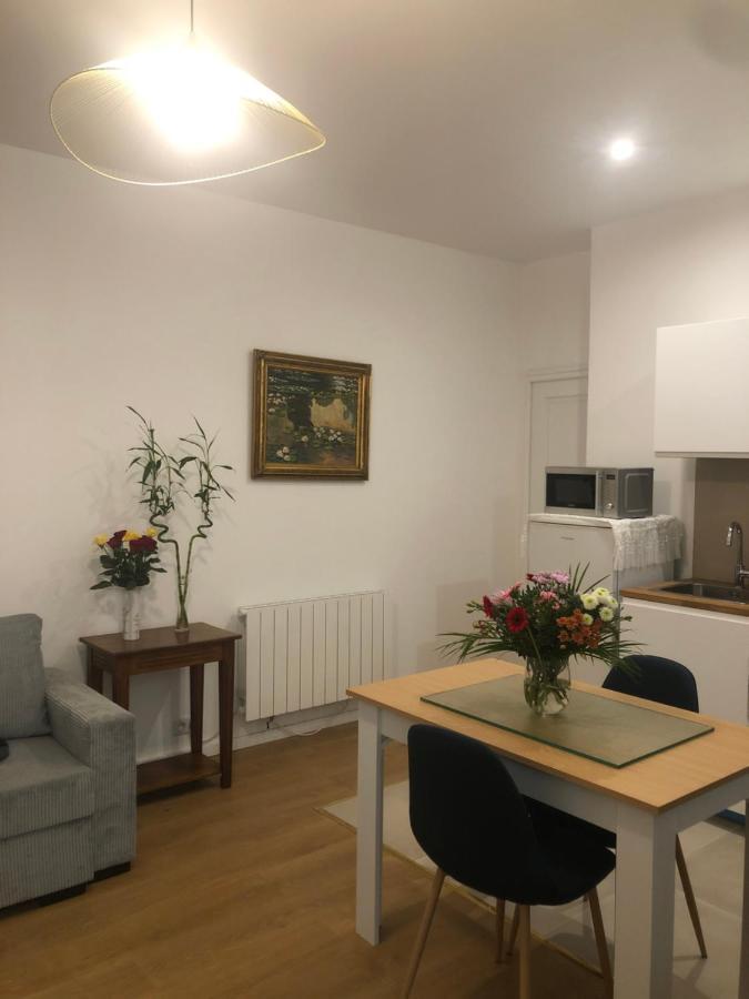 Appartement Meuble Tout Confort Chalon sur Saone Esterno foto